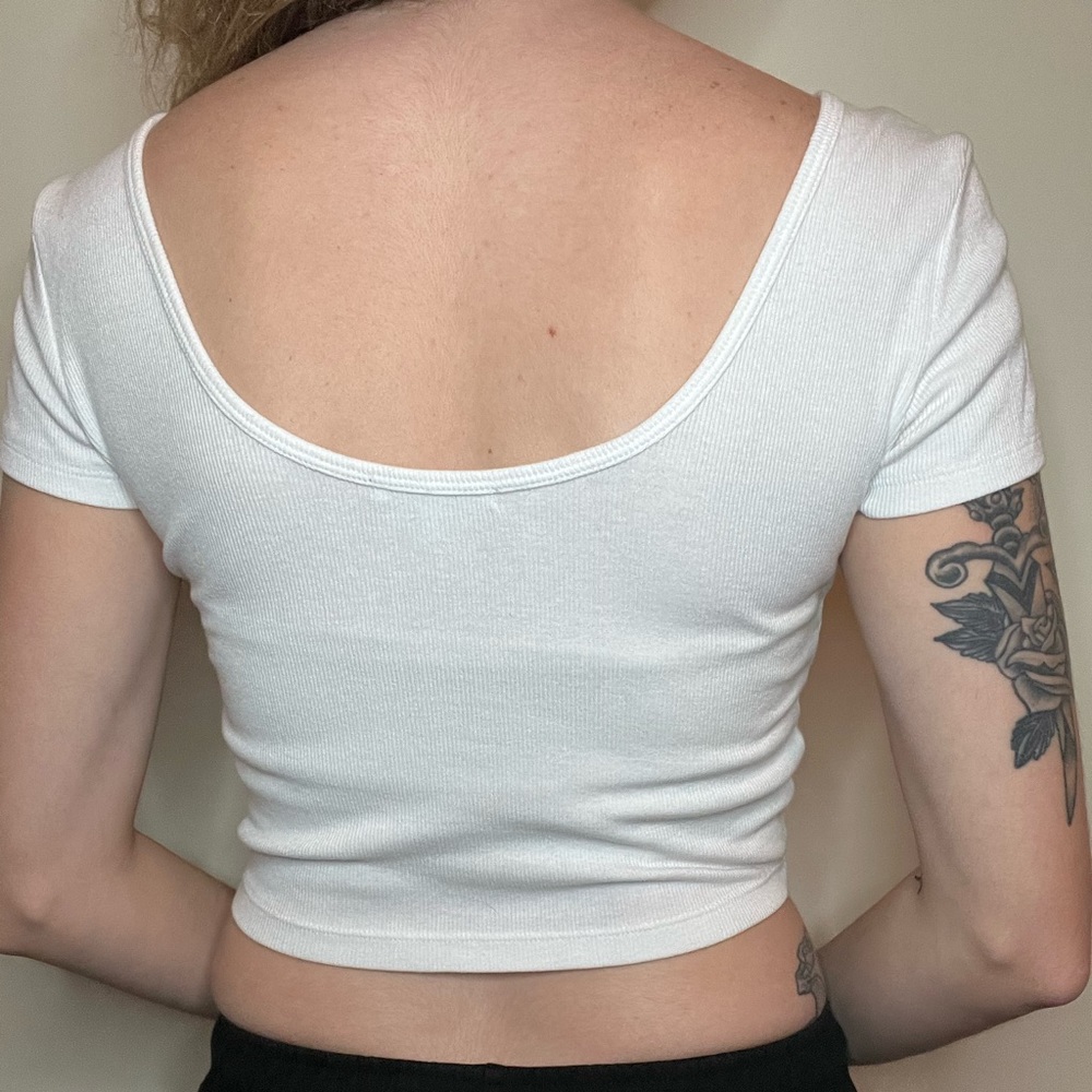 Crop top - Picture 3 of 3